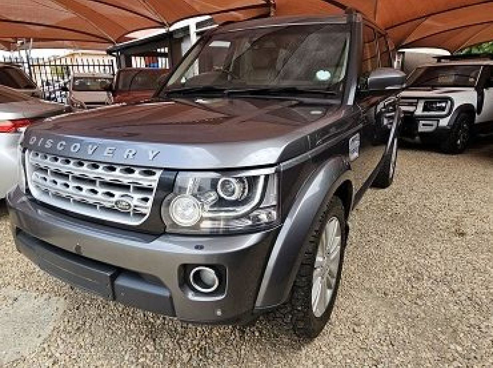 Used Land Rover Discovery 4 HSE  for sale in Windhoek, Namibia